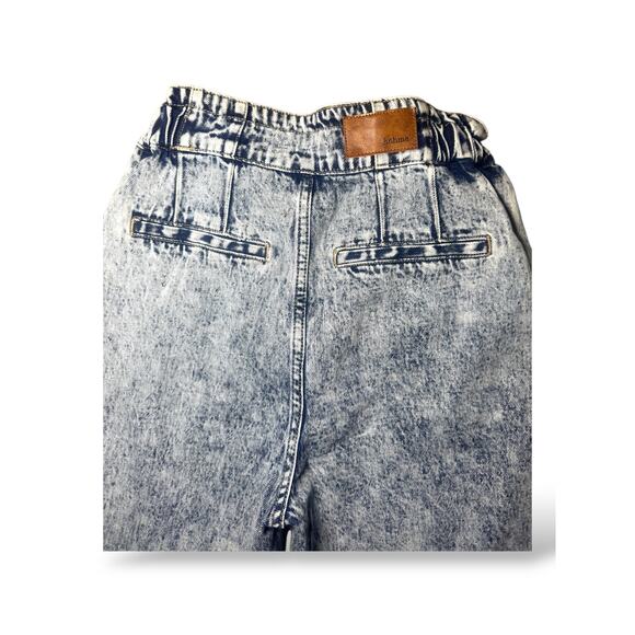 Böhme High Rise Acid Wash Paperbag Jeans Size 24 | Vintage Mom Fit Denim - Picture 3 of 8